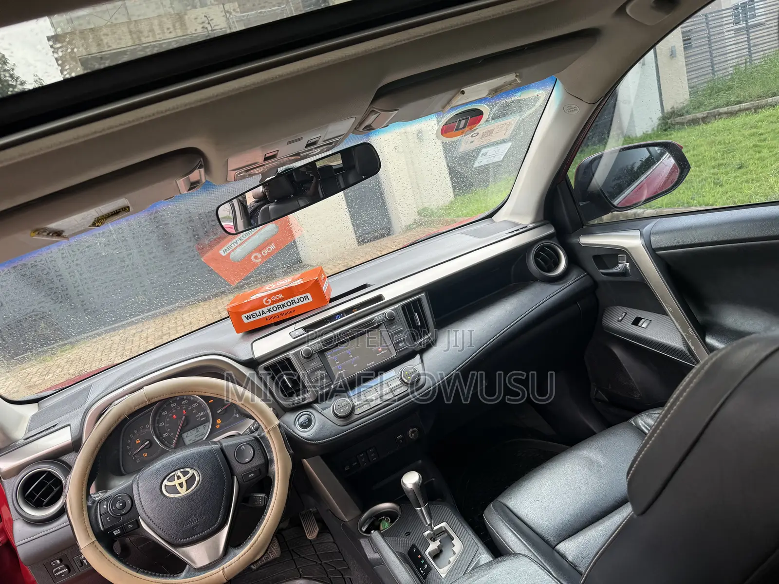 Toyota RAV4 2015 Red