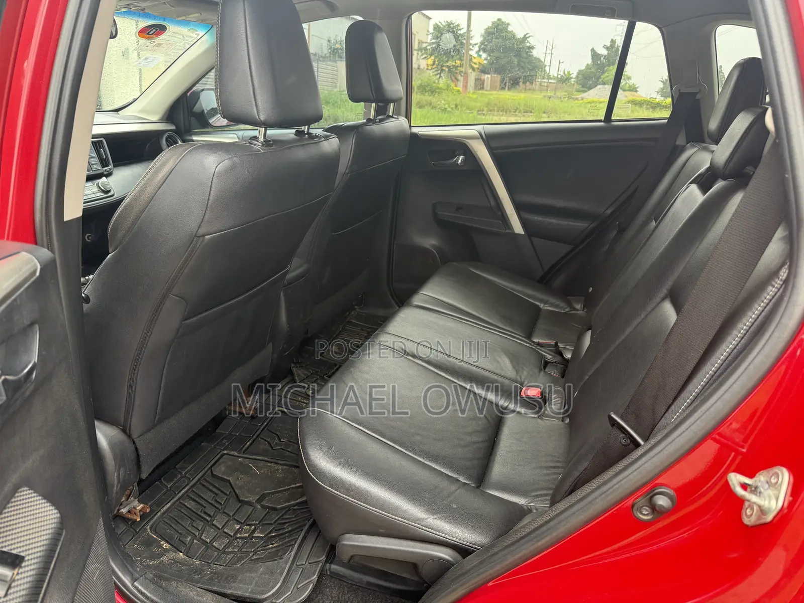 Toyota RAV4 2015 Red