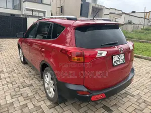 Toyota RAV4 2015 Red