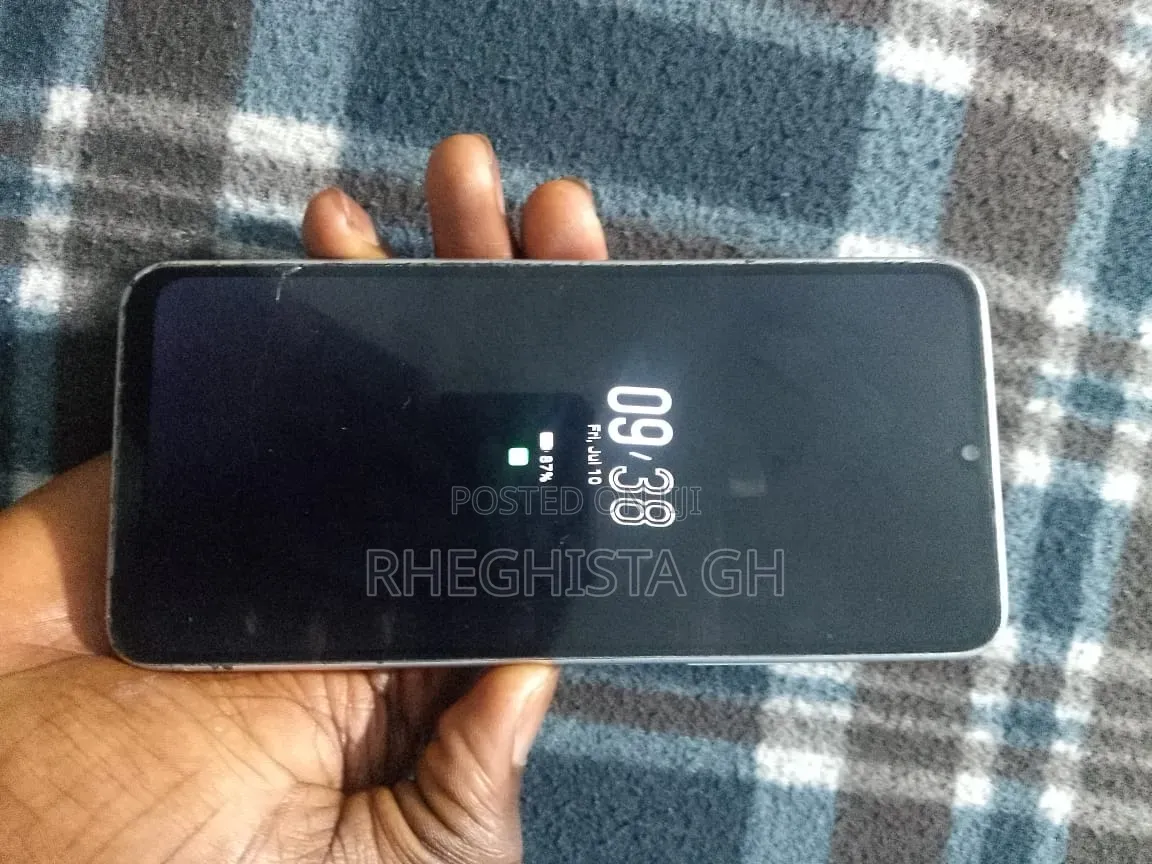 Itel City 100 128 GB Gray