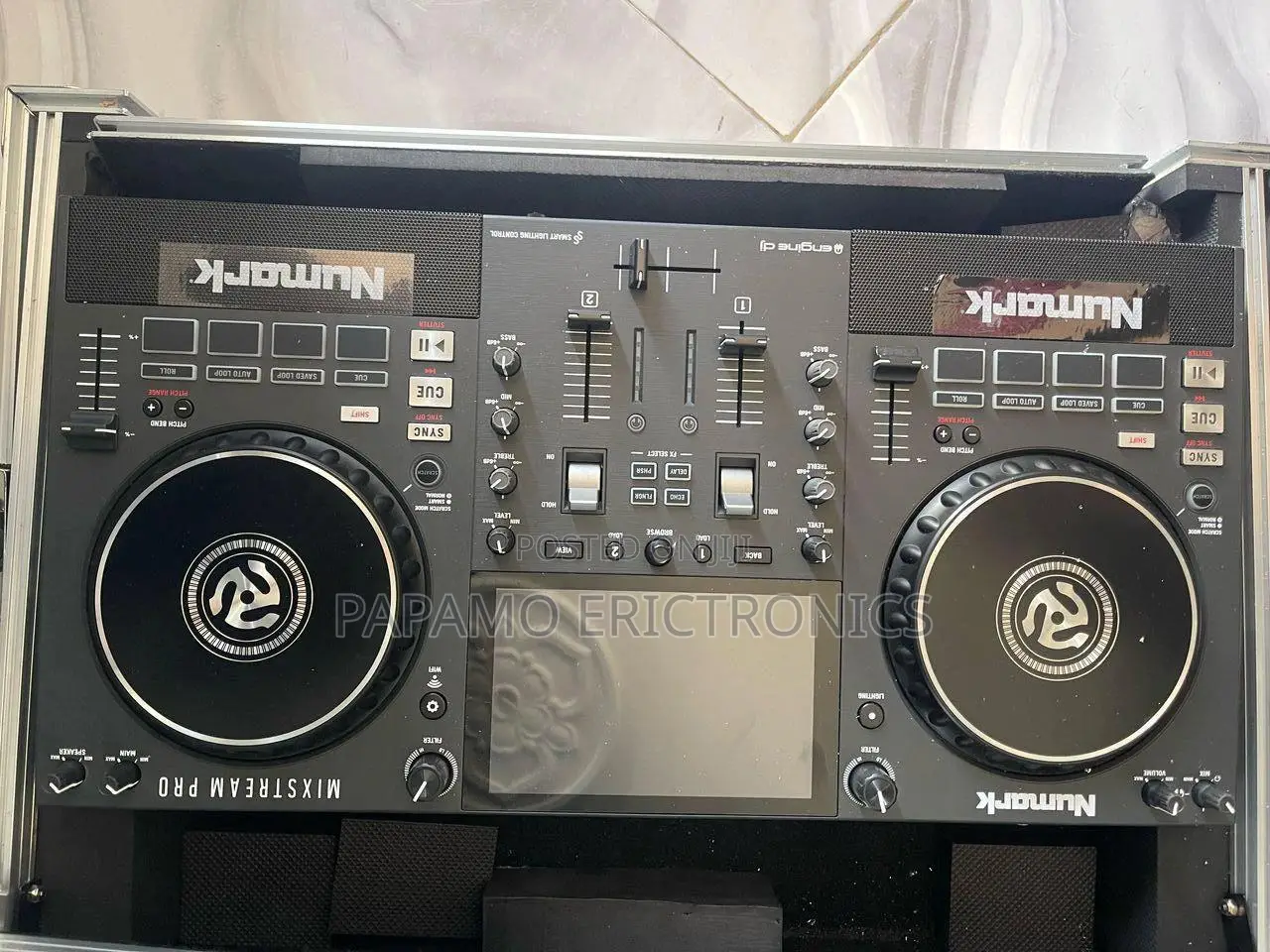 Numark Mixstream Pro
