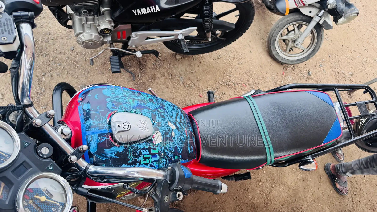 Royal Motorcycle 2025 Red