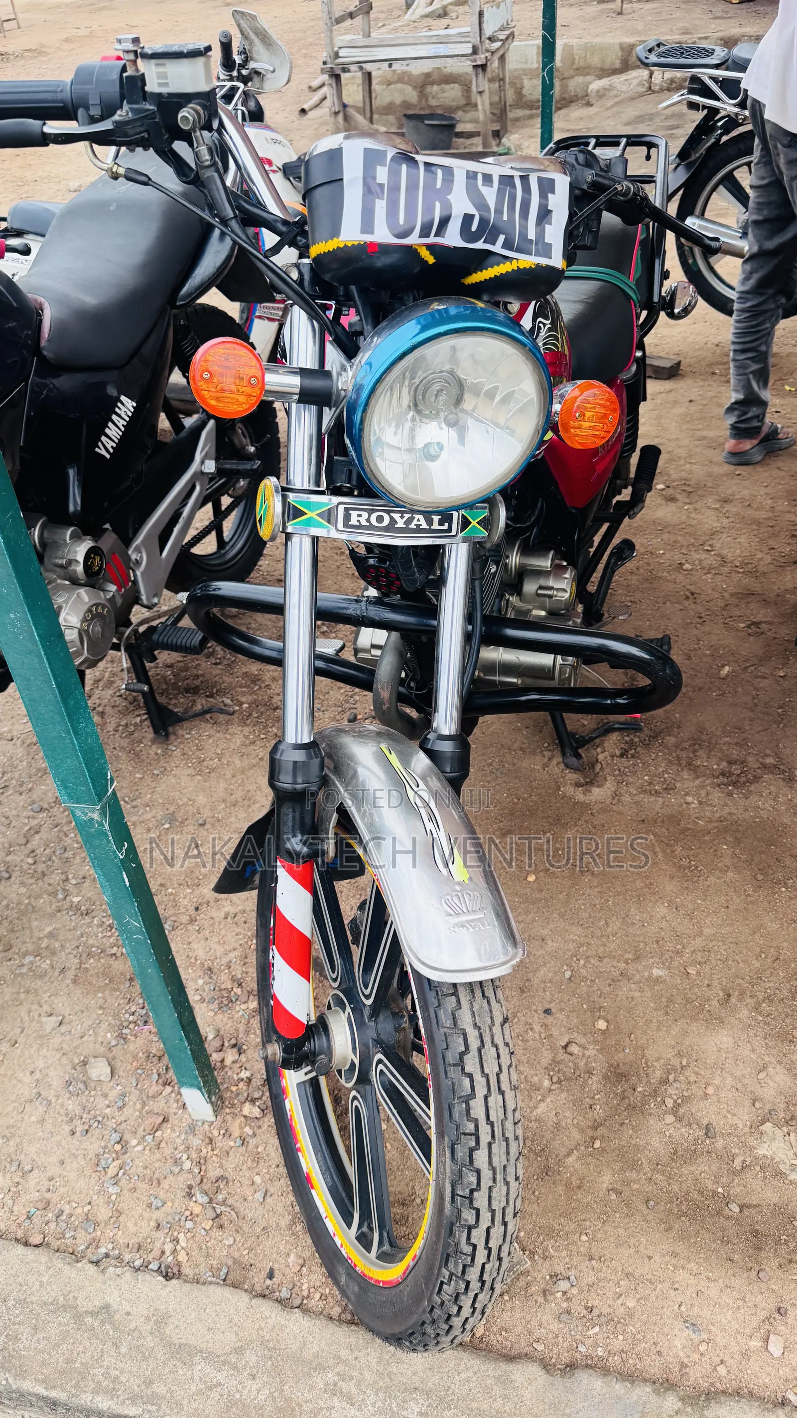 Royal Motorcycle 2025 Red