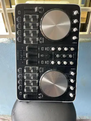 Reloop Beatmix 2, 2-Deck Serato