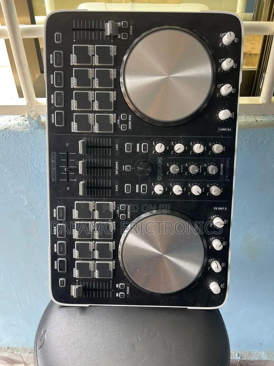Reloop Beatmix 2, 2-Deck Serato