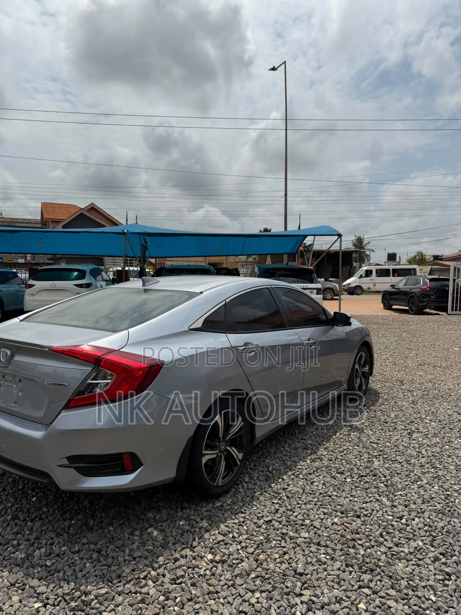 Honda Civic Touring 4dr Sedan (1.5L 4cyl) 2017 Gray
