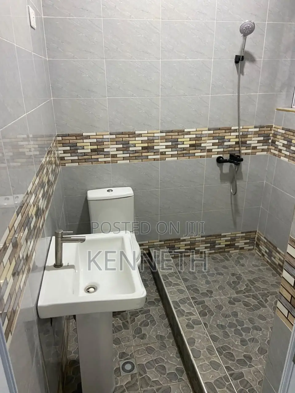 2bdrm Apartment in Kencity Homes, Nsawam Adoagyiri Municipal for rent