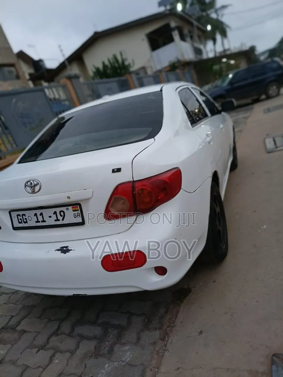 Toyota Corolla 2010 White