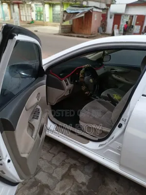 Toyota Corolla 2010 White