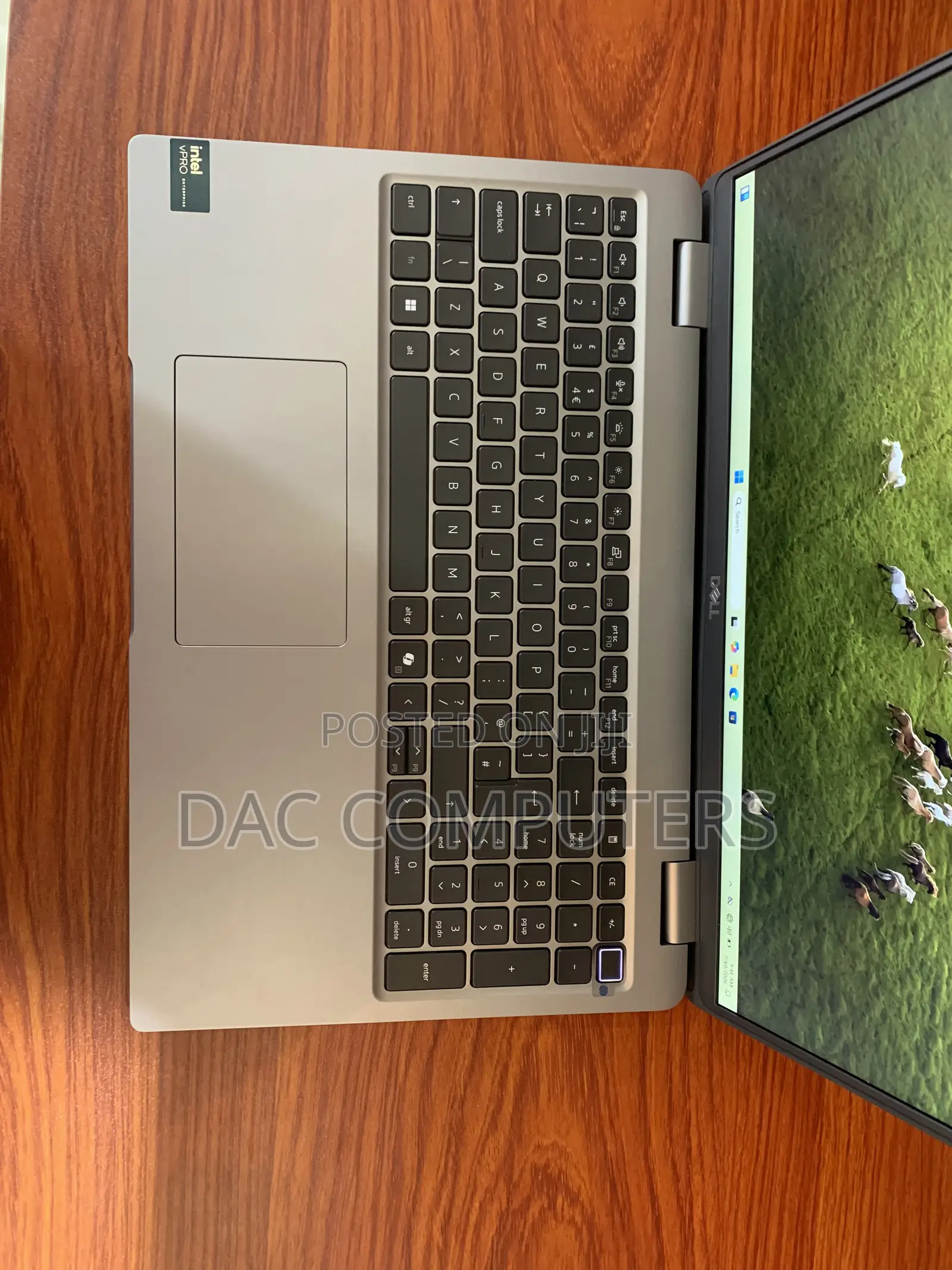 New Laptop Dell Latitude 5550 8GB Intel Core Ultra 5 SSD 256GB