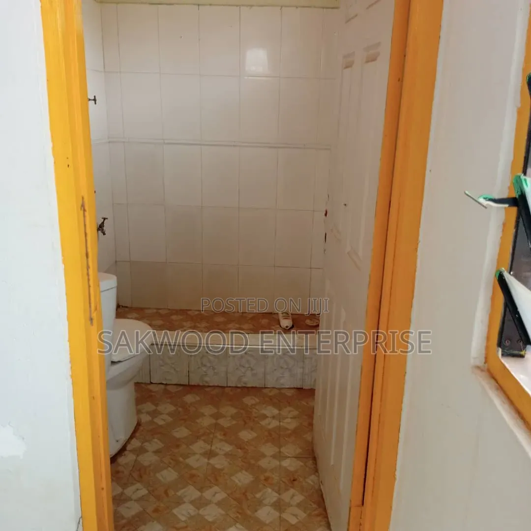 1bdrm Apartment in Sakwood Enterprise, Oyibi for rent