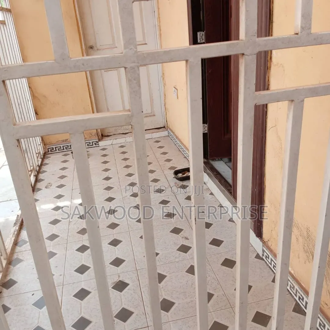1bdrm Apartment in Sakwood Enterprise, Oyibi for rent