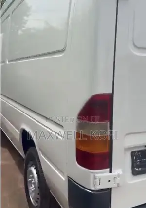 Mercedes-Benz Sprinter 1999 White