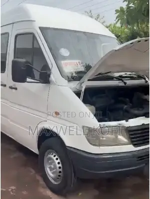 Mercedes-Benz Sprinter 1999 White