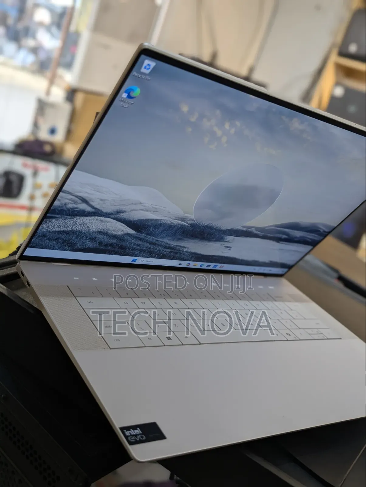 New Laptop Dell XPS 16 9640 64GB Intel Core Ultra 9 SSD 1T