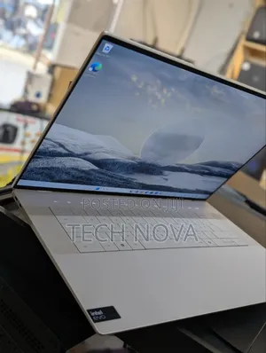 New Laptop Dell XPS 16 9640 64GB Intel Core Ultra 9 SSD 1T