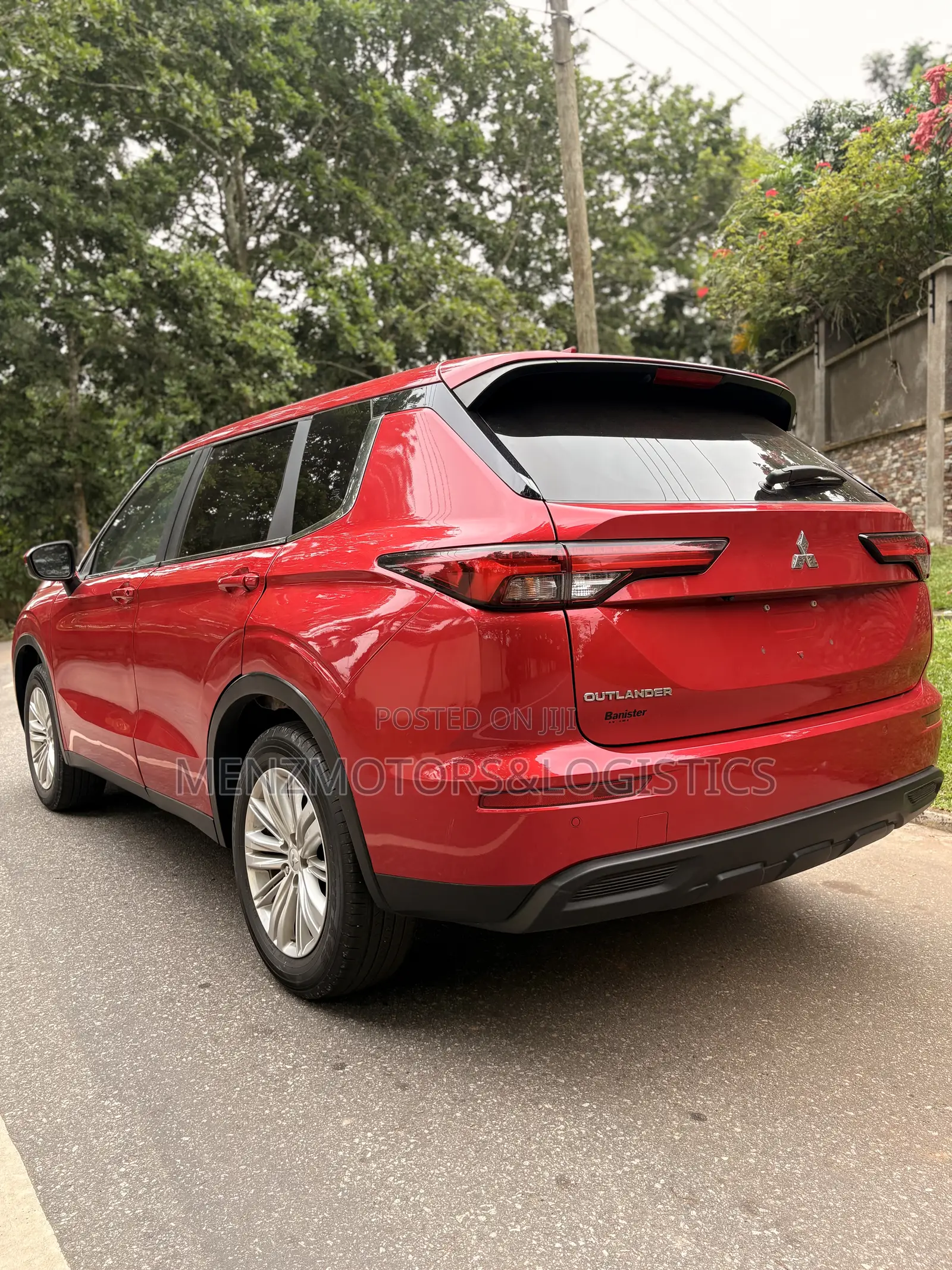 Mitsubishi Outlander ES 2024 Red