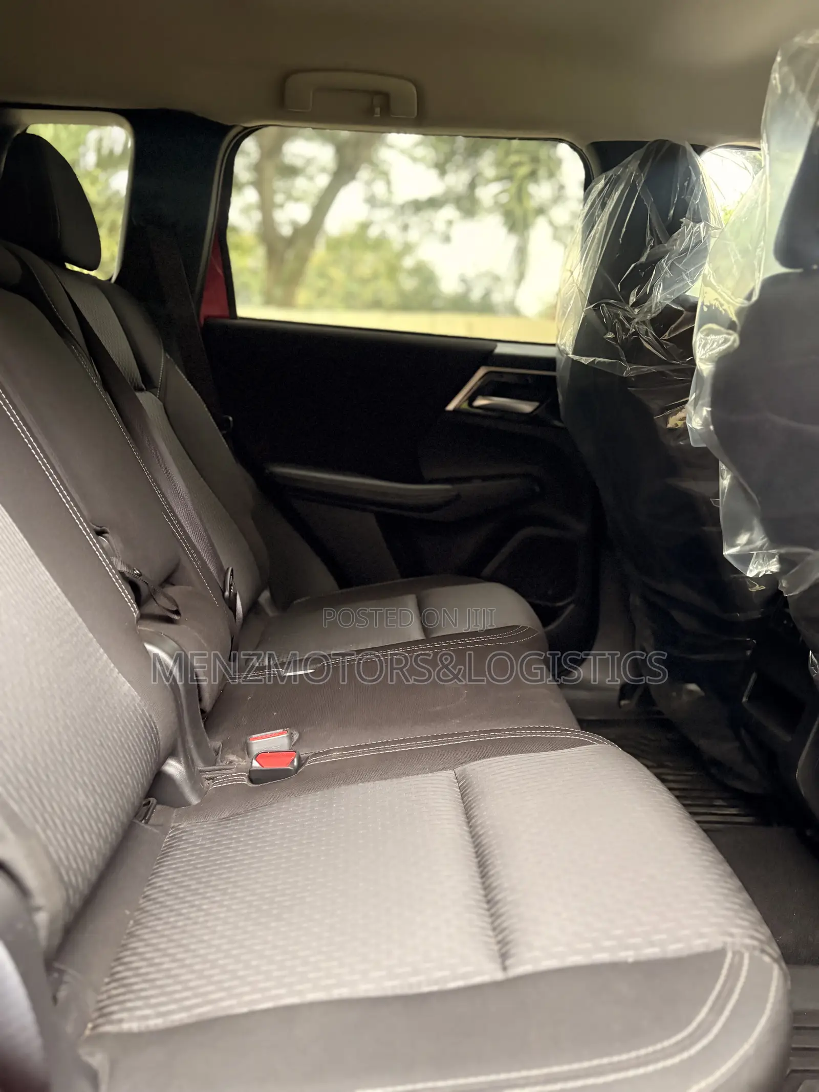 Mitsubishi Outlander ES 2024 Red