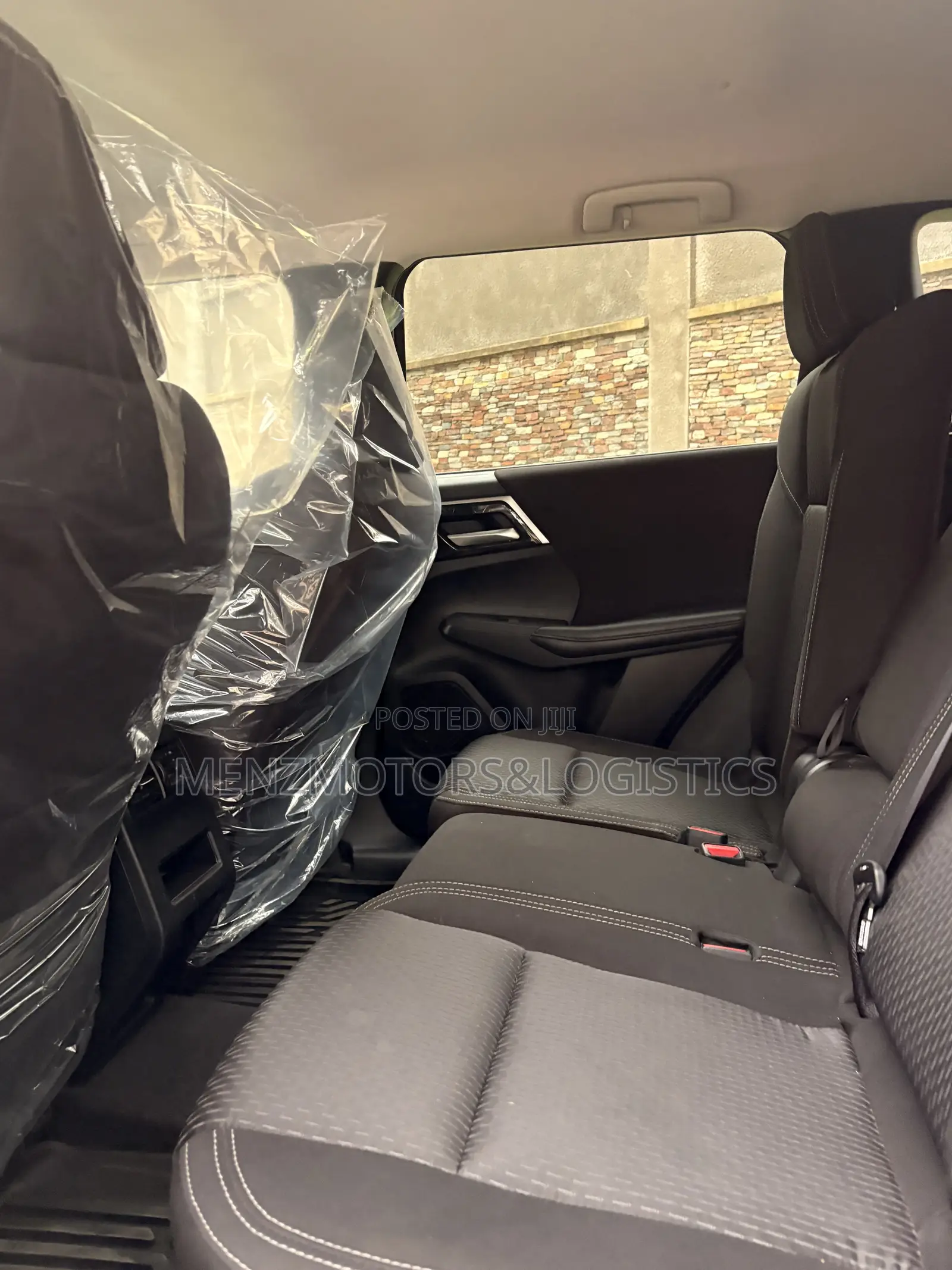 Mitsubishi Outlander ES 2024 Red