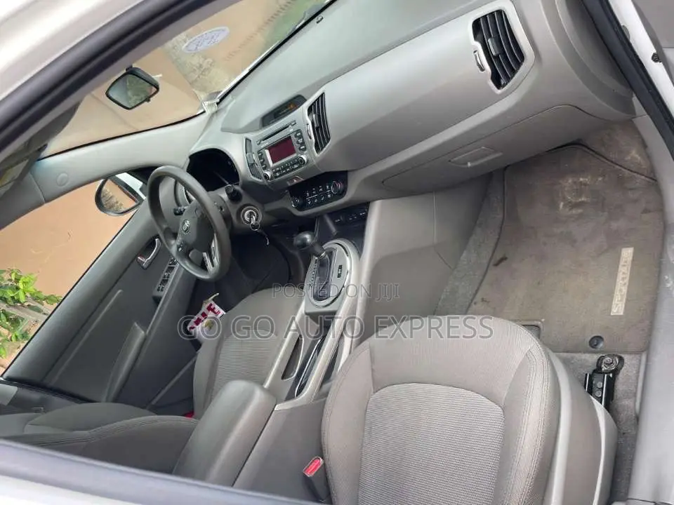 Kia Sportage LX 4dr SUV (2.4L 4cyl 6A) 2015 White