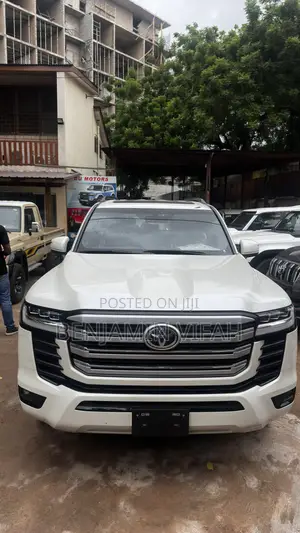 New Toyota Land Cruiser 2023 White
