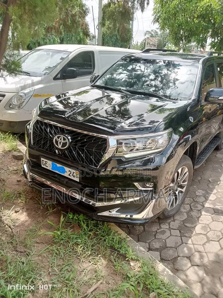 New Toyota Land Cruiser Prado 2.7 2023 Black