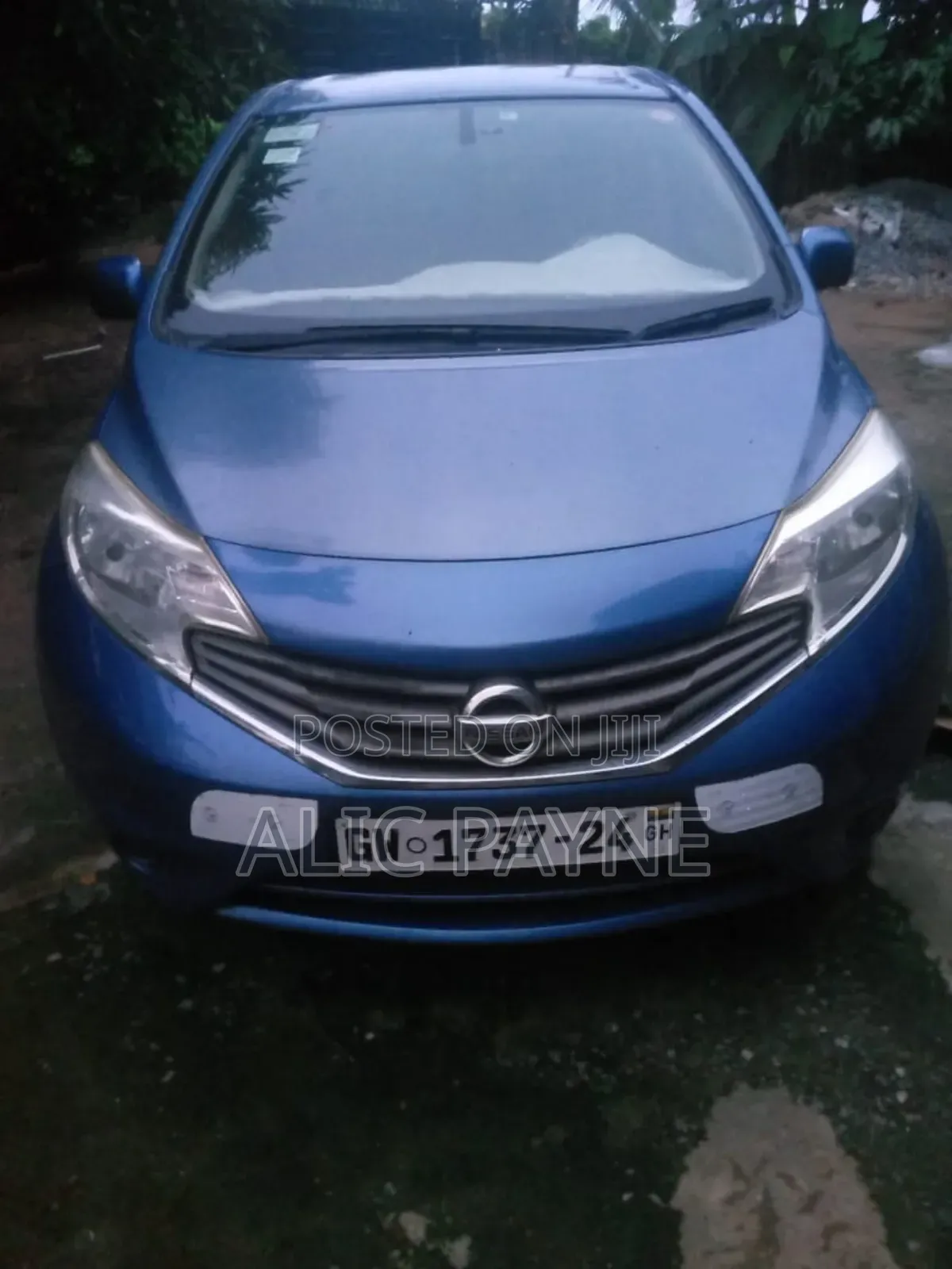 Nissan Versa 1.6 SV 4dr Sedan (1.6L 4cyl CVT) 2015 Blue