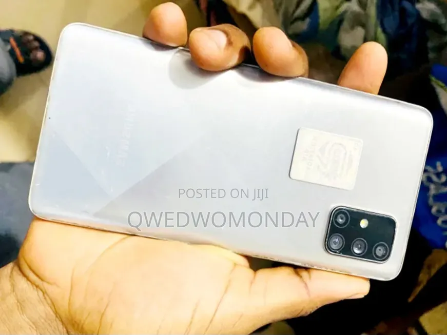 Samsung Galaxy A71 128 GB Silver