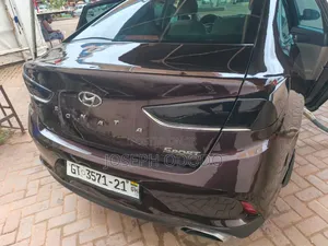 Hyundai Sonata SE 2018 Brown