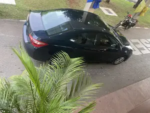 Toyota Corolla LE Eco (1.8L 4cyl 2A) 2019 Blue