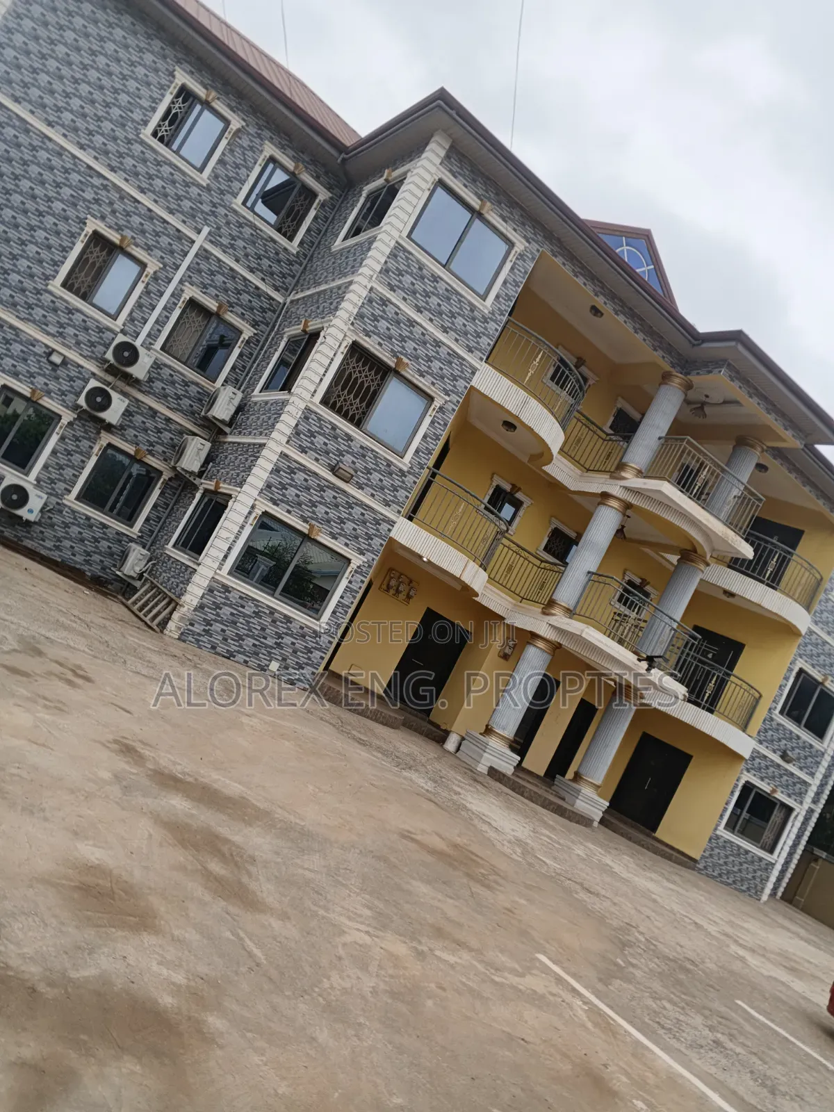 3bdrm Apartment in Adenta Fafraha, Frafraha for rent