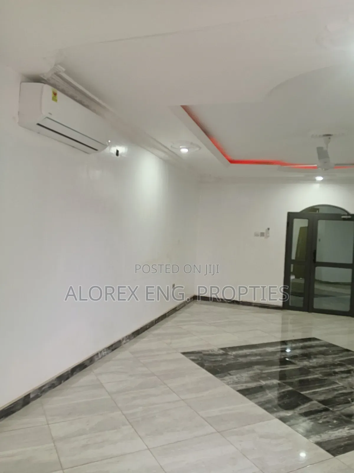 3bdrm Apartment in Adenta Fafraha, Frafraha for rent