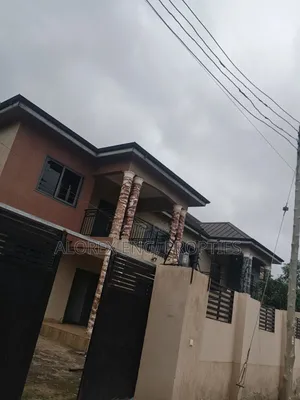 5bdrm Duplex in Pantang Hospital, Pentecost for rent