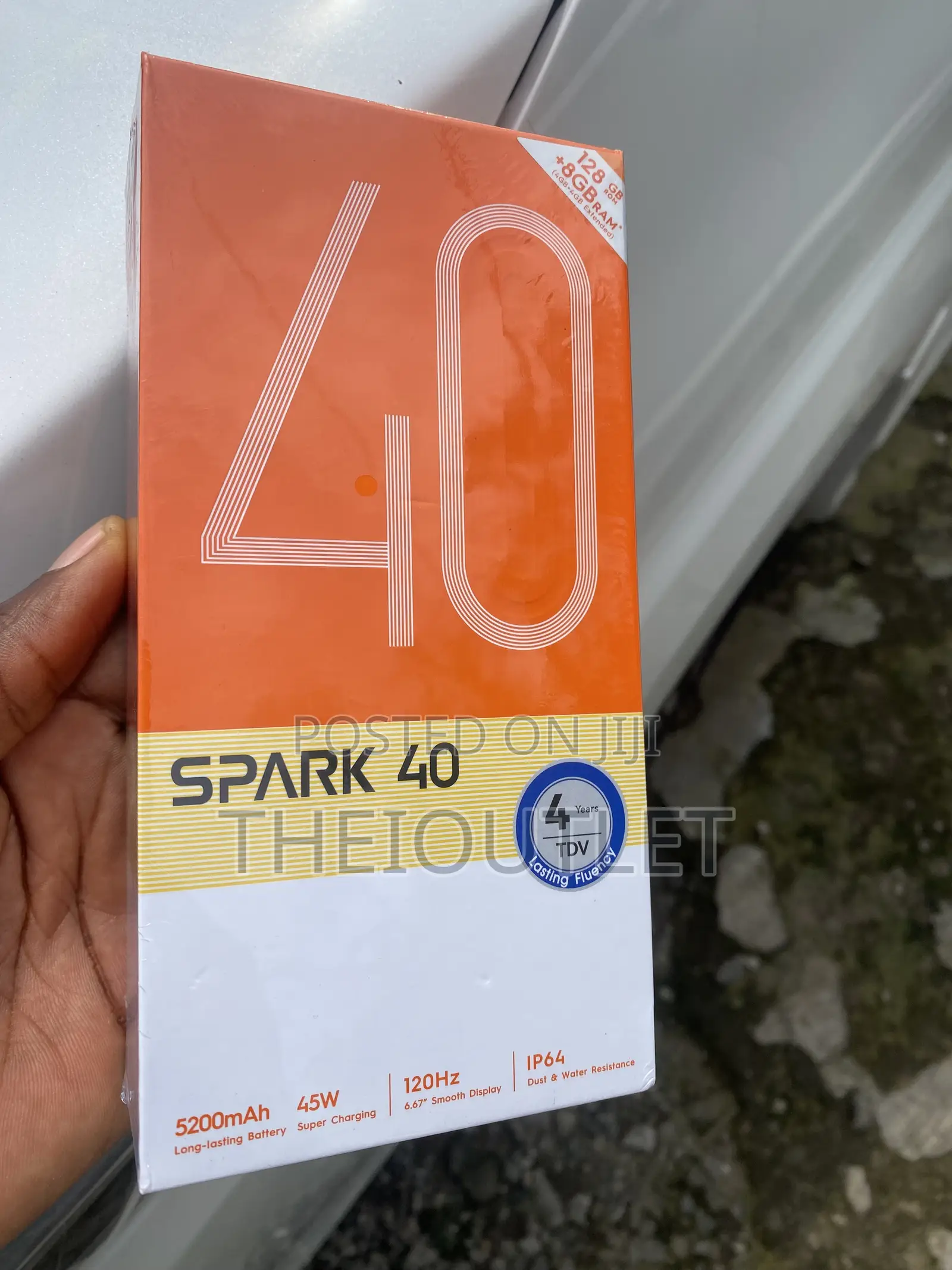 New Tecno Spark 40 128 GB Silver