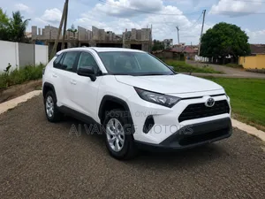 Toyota RAV4 2020 White