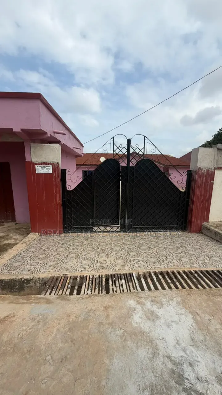 2bdrm Apartment in Abuakwa Dkc, Kumasi Metropolitan for rent