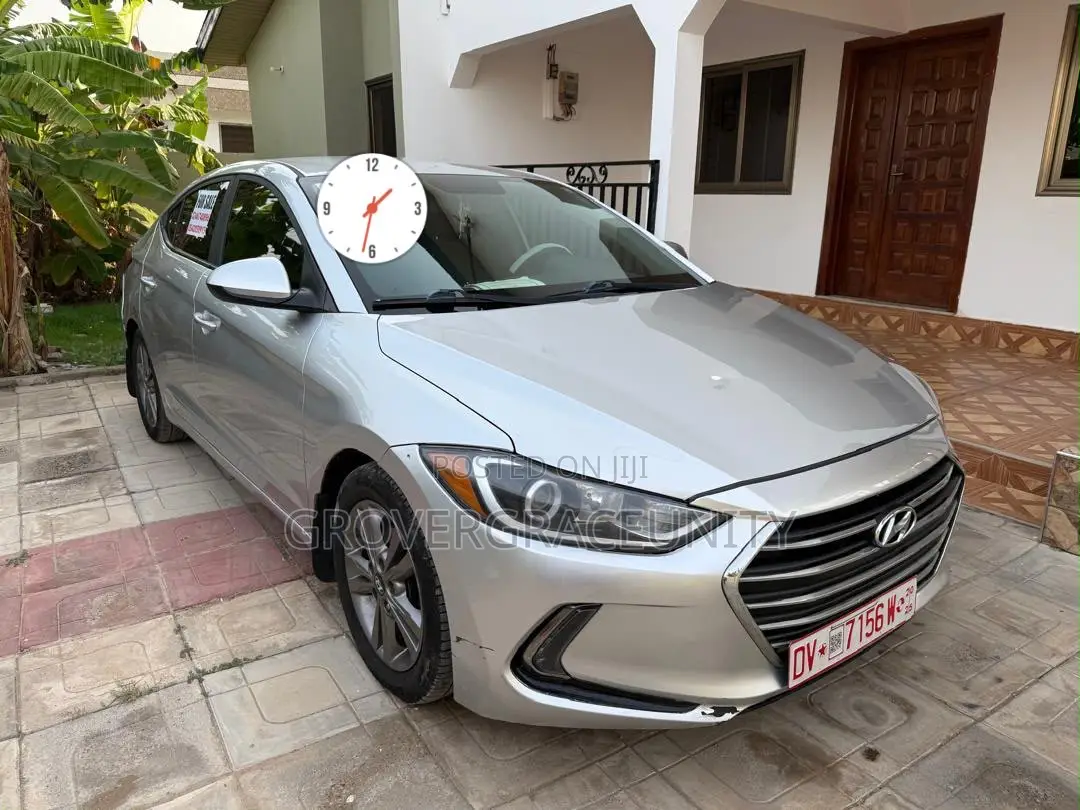 Hyundai Elantra SE Sedan FWD (2.0L 4cyl 6M) 2017 Brown
