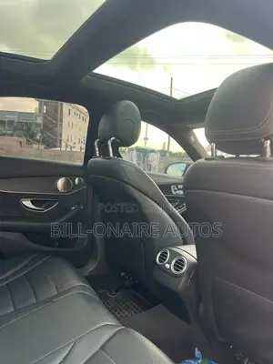 Mercedes-Benz C300 Luxury Sedan RWD (2.0L 4cyl 7A) 2016 Black