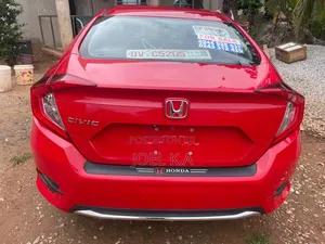 Honda Civic 2019 Red
