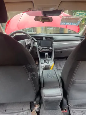 Honda Civic 2019 Red