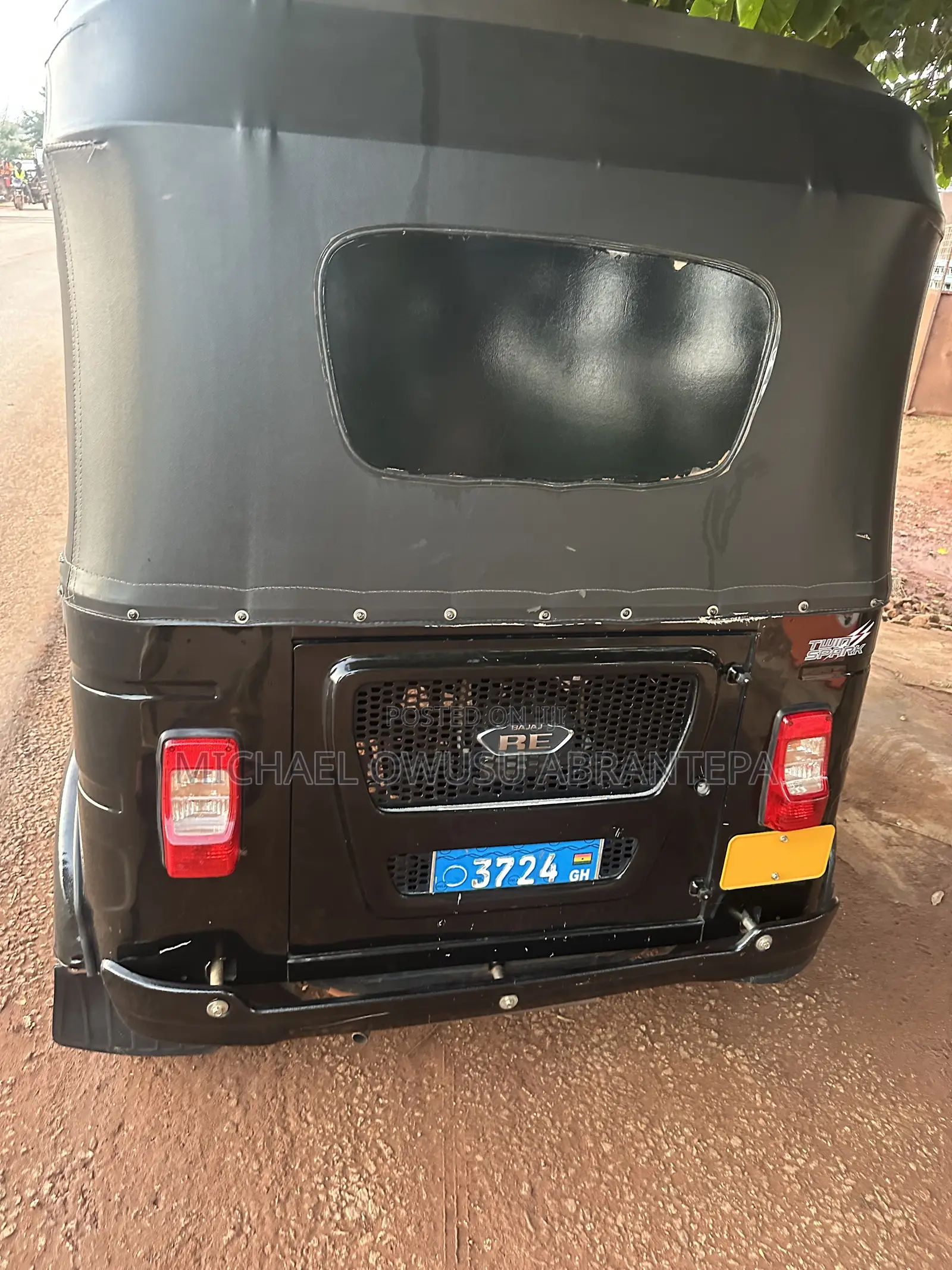 Bajaj RE 2025 Black