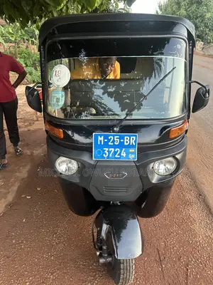 Bajaj RE 2025 Black