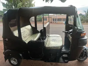 Bajaj RE 2025 Black