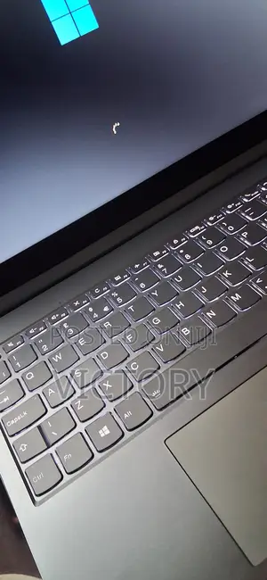 Laptop Lenovo ThinkBook 15 8GB Intel Core i5 SSD 256GB