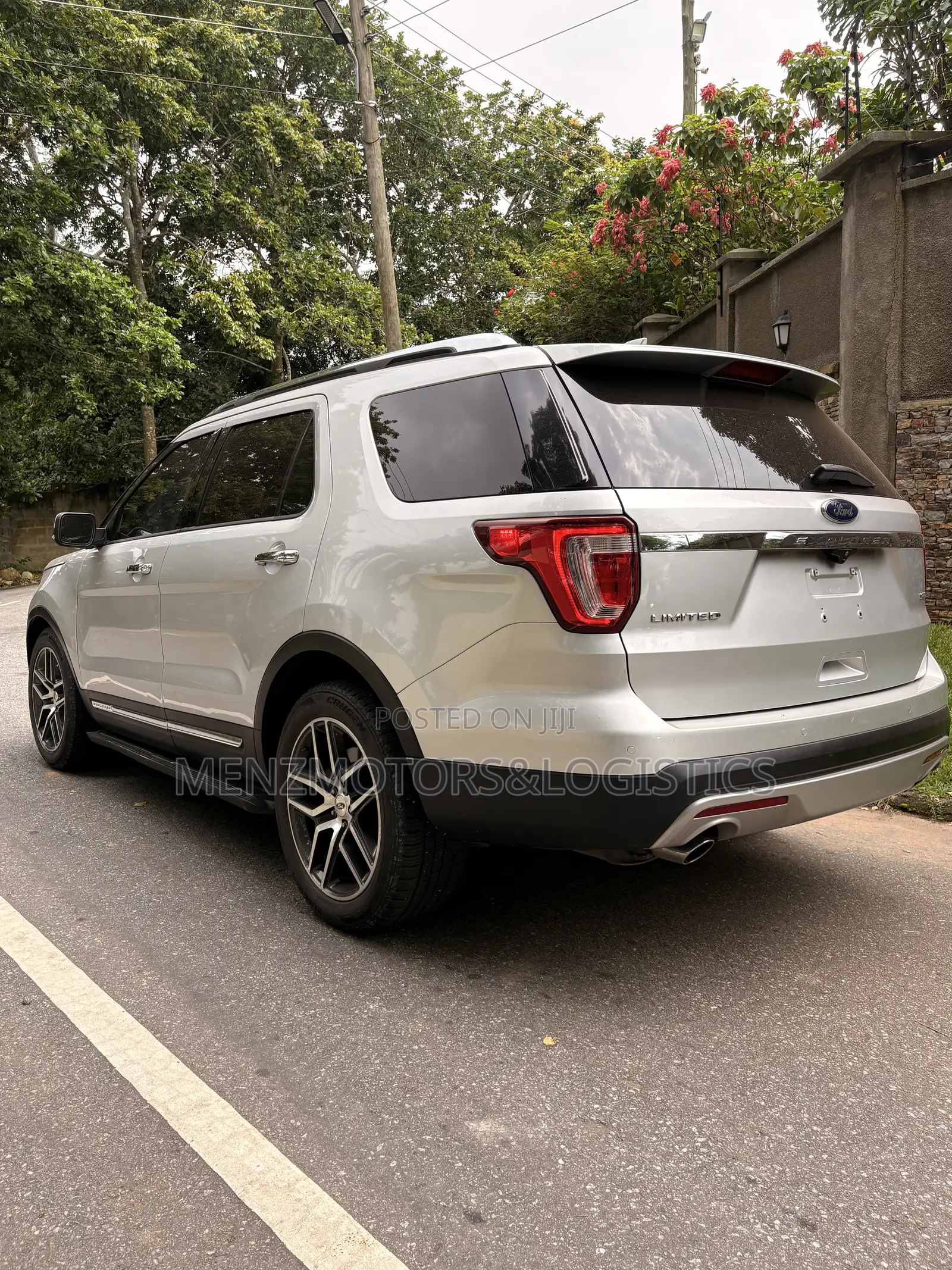 Ford Explorer Limited 4dr SUV (3.5L 6cyl 6A) 2016 Silver