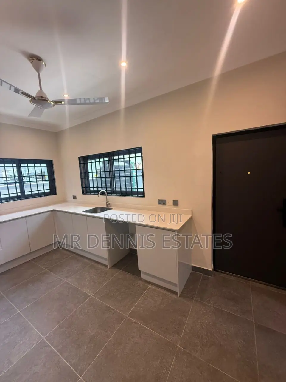 4bdrm Duplex in Mallam Gbawe Top for rent