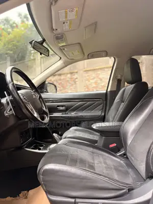 Mitsubishi Outlander PHEV 2018 Black