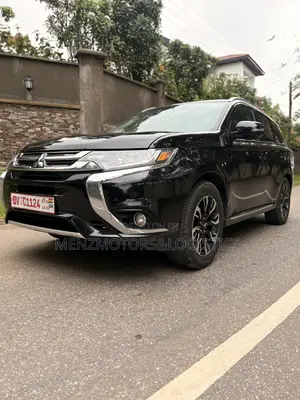Mitsubishi Outlander PHEV 2018 Black
