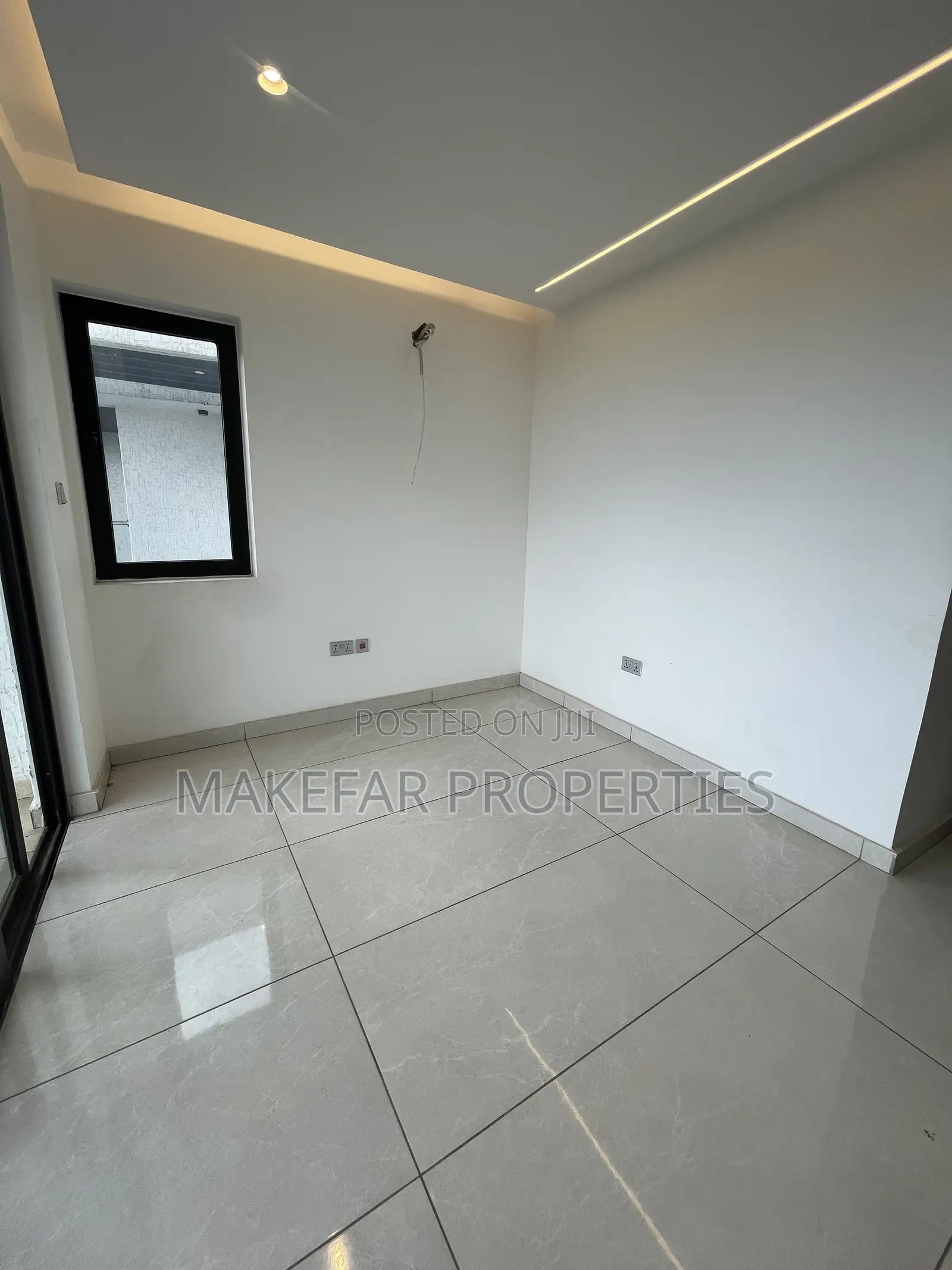 3bdrm House in Ashaley Botwe for sale