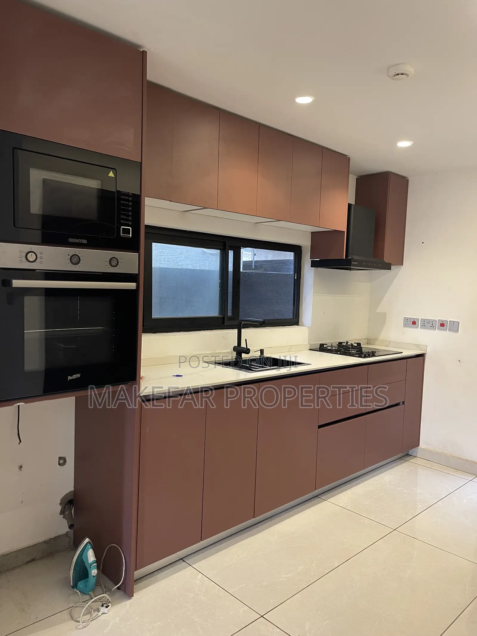 3bdrm House in Ashaley Botwe for sale